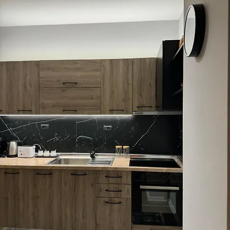 Apartment Am *