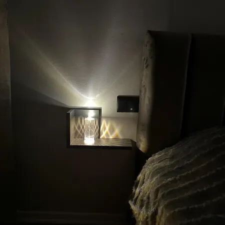Apartment Am *
