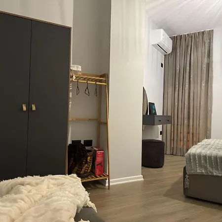 Apartment Am