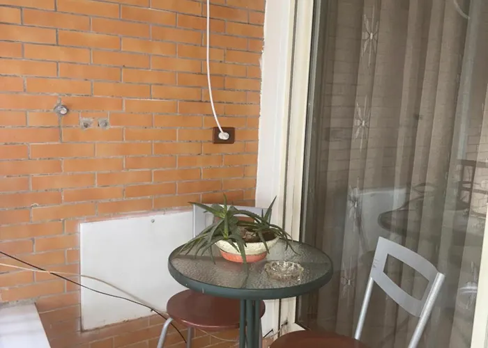 Am * Tirana